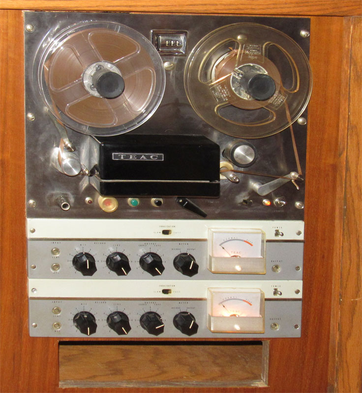 Pentron - TR-10 - Stereo Reel to Reel Tape Recorder - with Reels